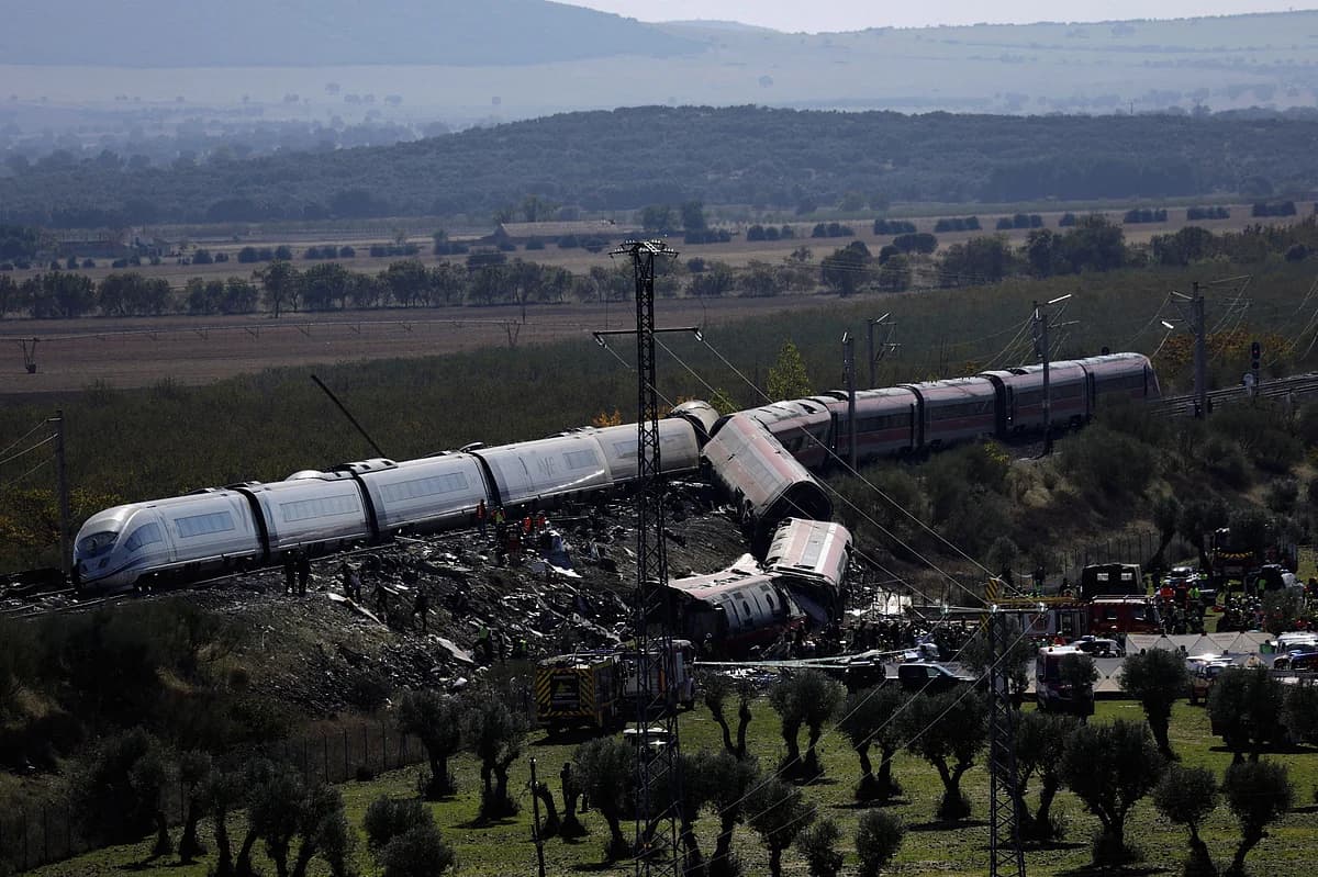High-Speed Train Rear-End Collision in Toledo Province Kills at Least 68 in Spain