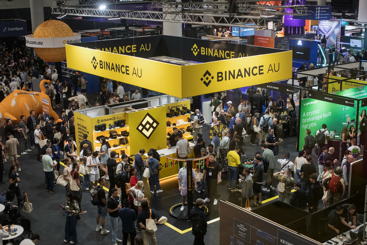 Suspected Binance Security Breach Triggers Tether and Circle Freeze of Over $1.5 Billion in Stablecoins