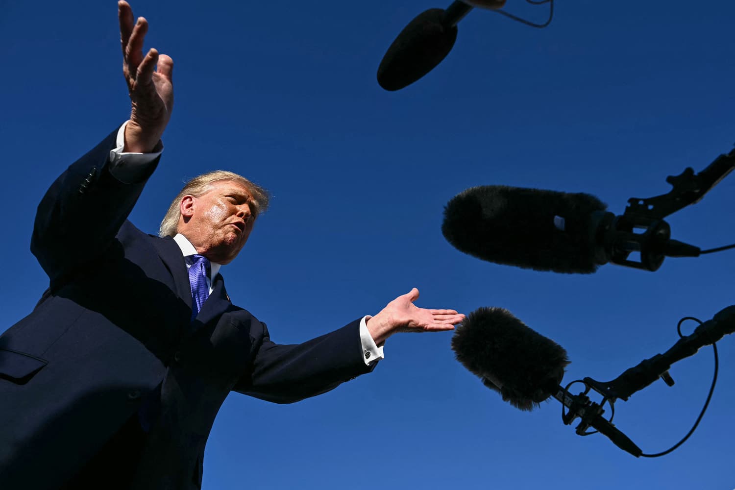 Trump Cancels Kansas and Iowa Rallies in Favor of Tele-Rallies Ahead of 2026 Midterms
