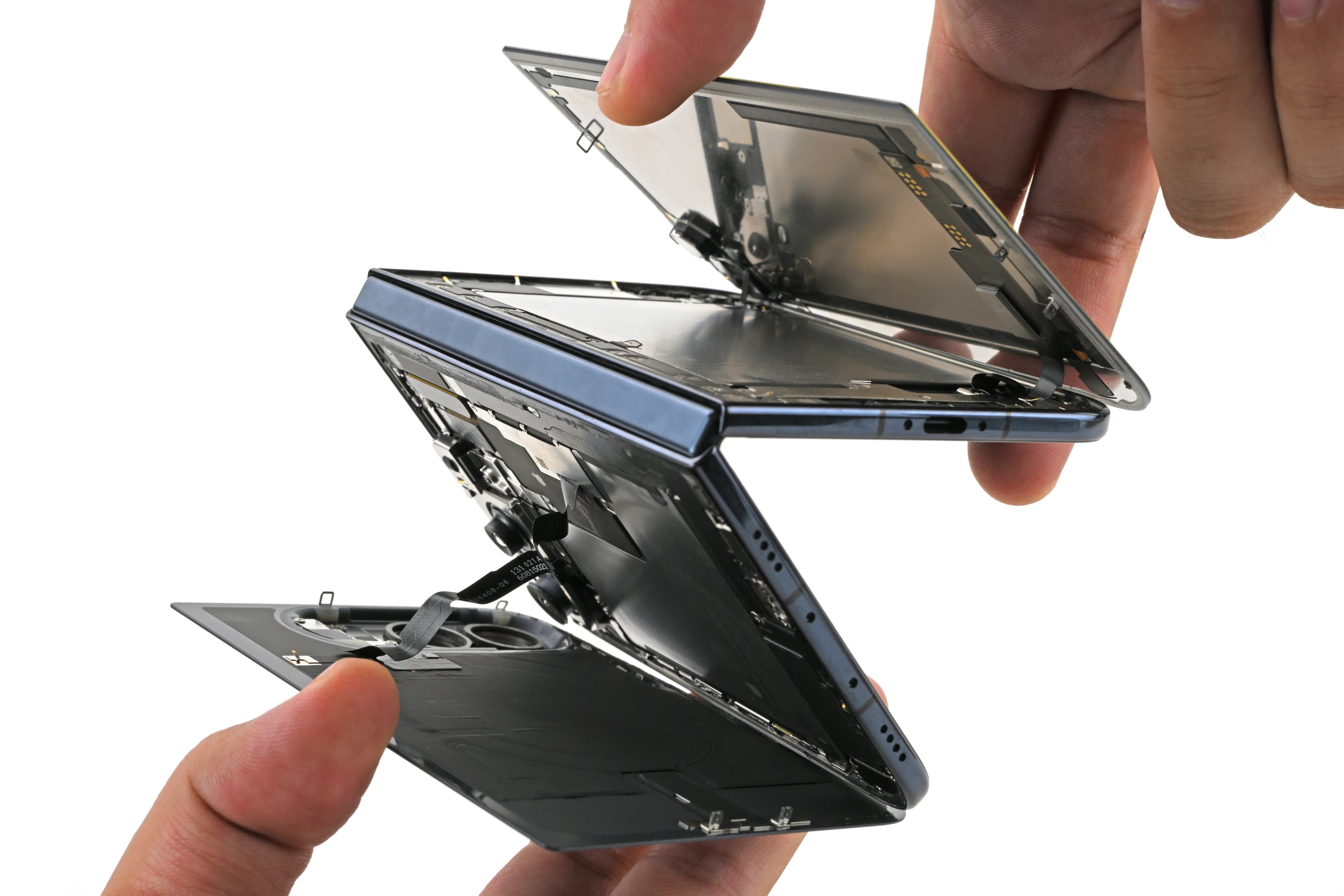 Apple iPhone Duo Inner Display Cracks Traced to Hinge Stress Point in iFixit Teardown