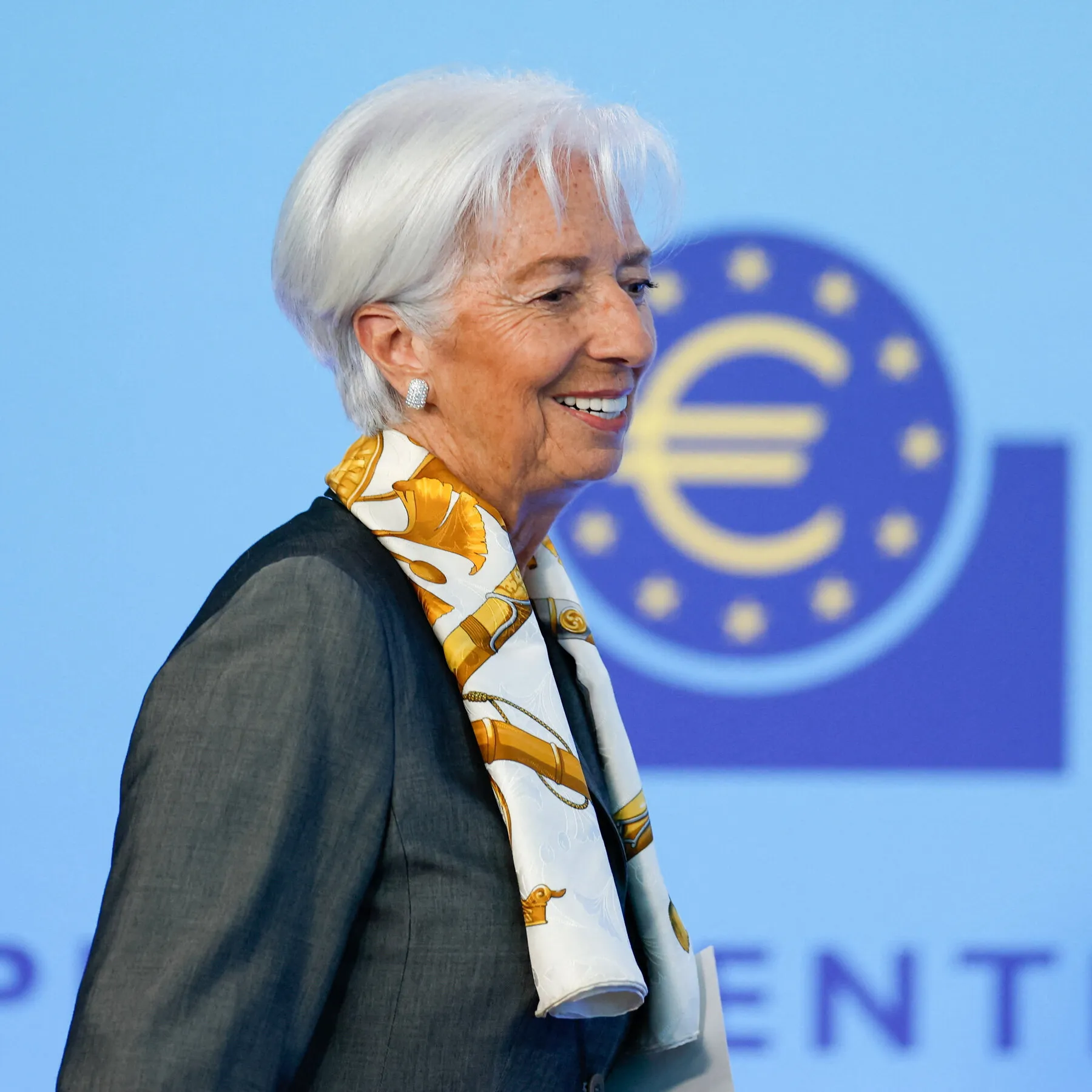 Christine Lagarde to Resign as ECB President Effective February 2027
