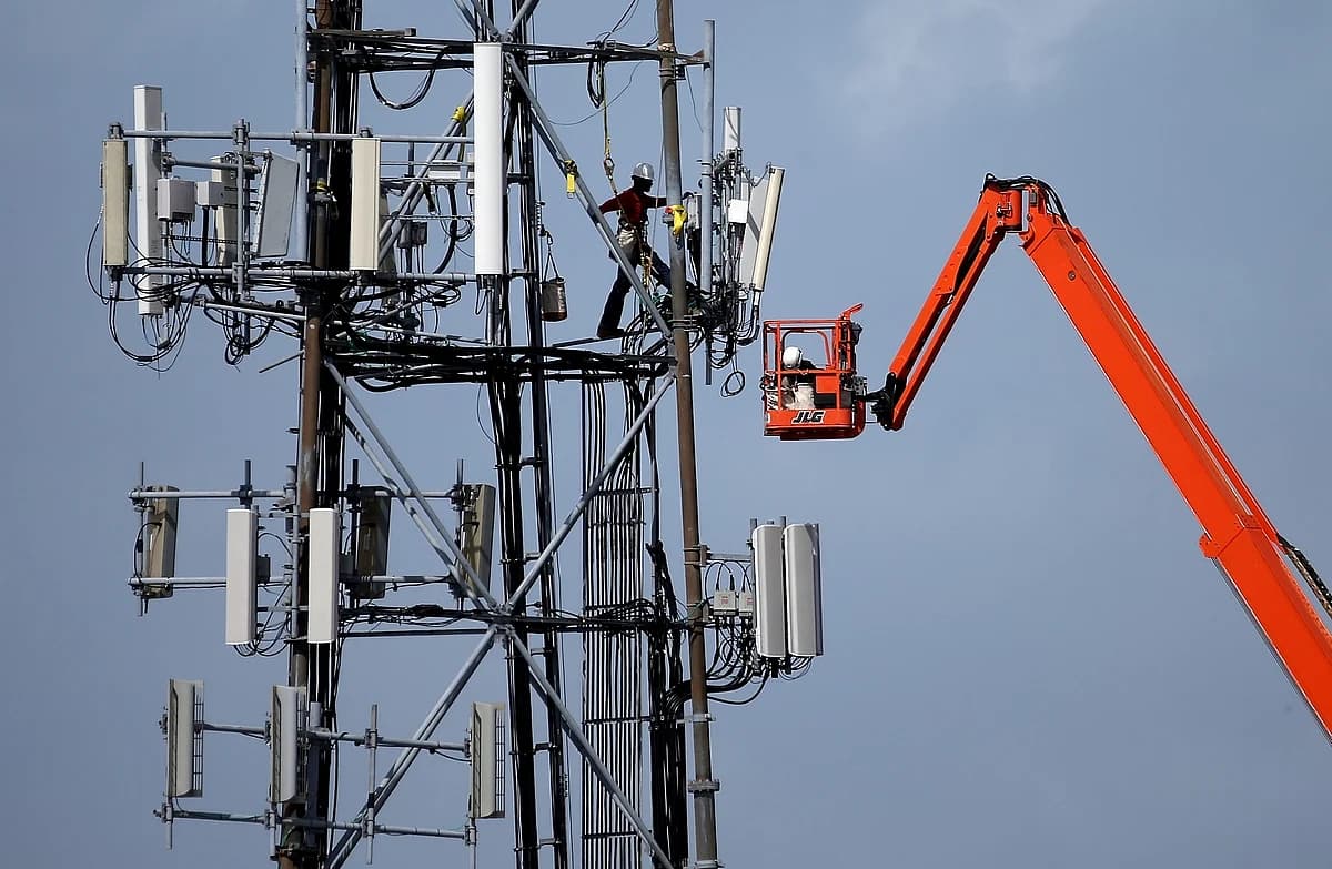 UAE Leads ITU Resolution Condemning Iranian Attacks on Telecommunications