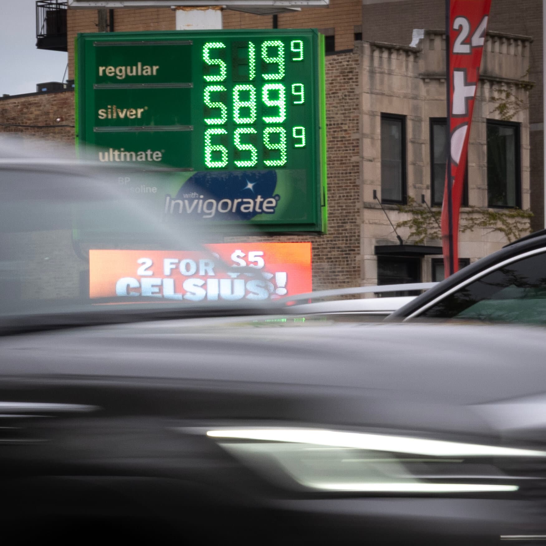 Brent Crude Oil Prices Surge Amid U.S.-Iran Tensions