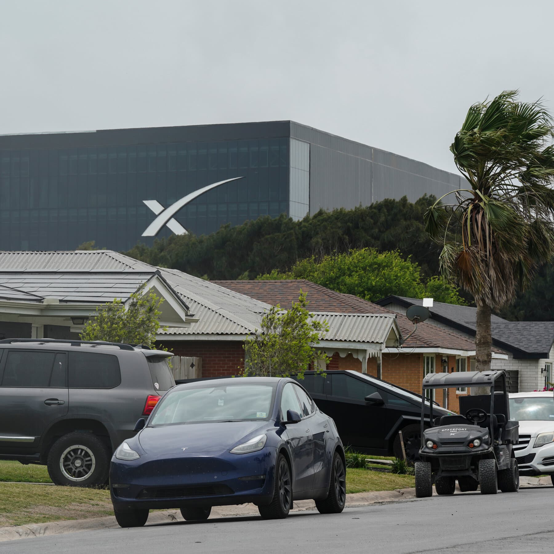 SpaceX Plans Record-Breaking IPO for June 2026